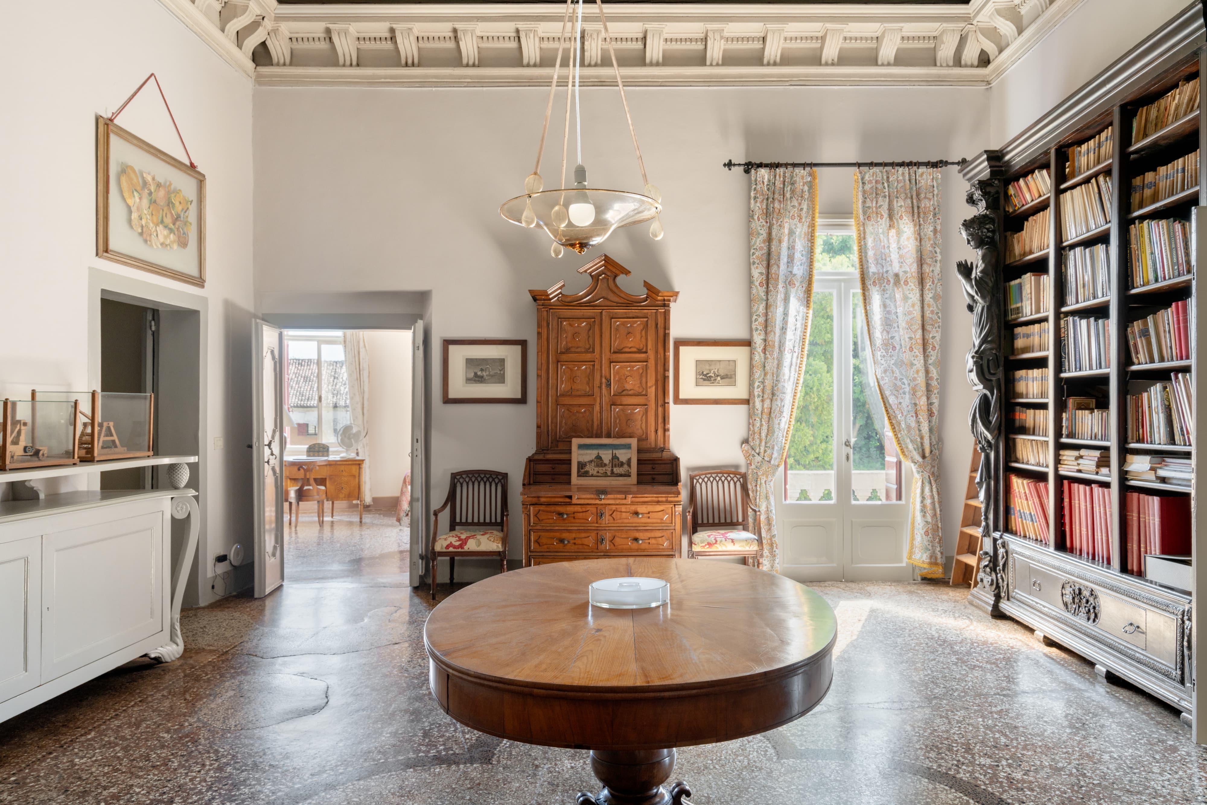 The cartographic hall of Villa Albrizzi