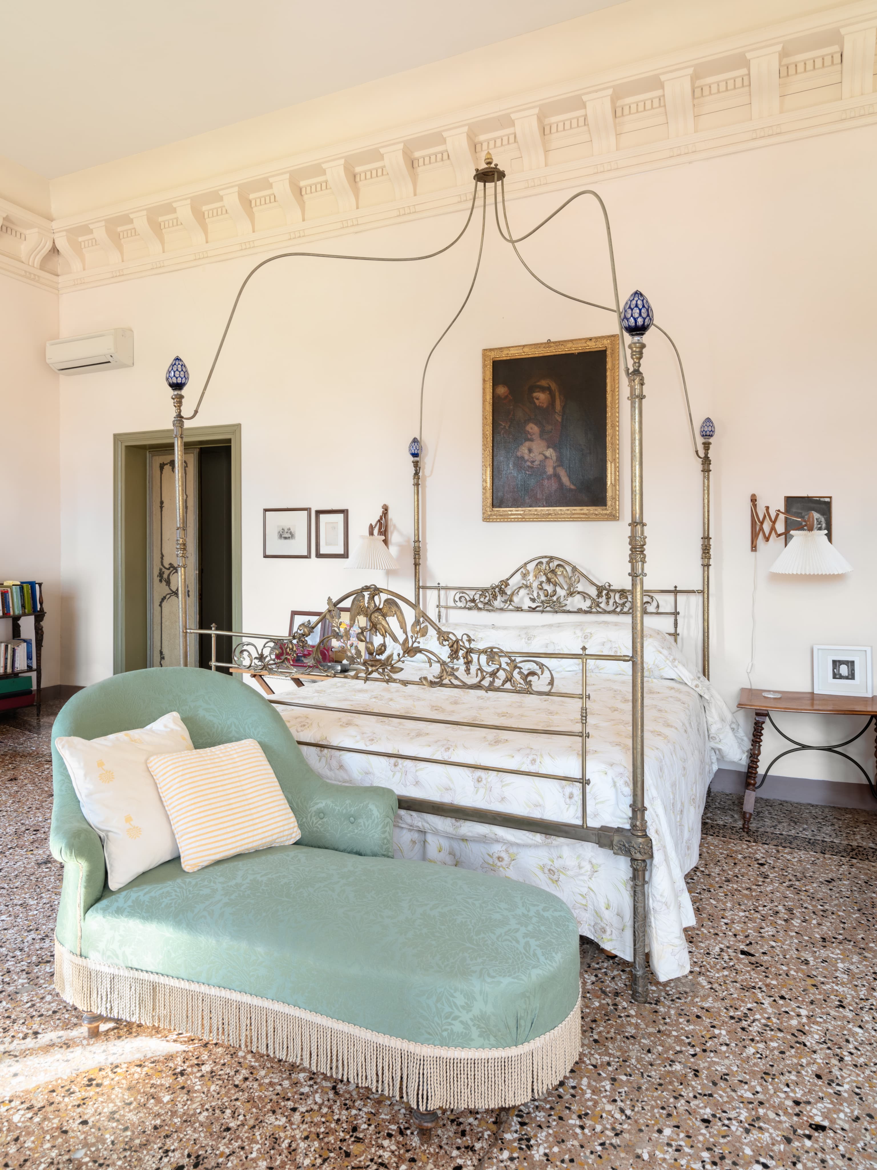 The principal bedchamber of Villa Albrizzi